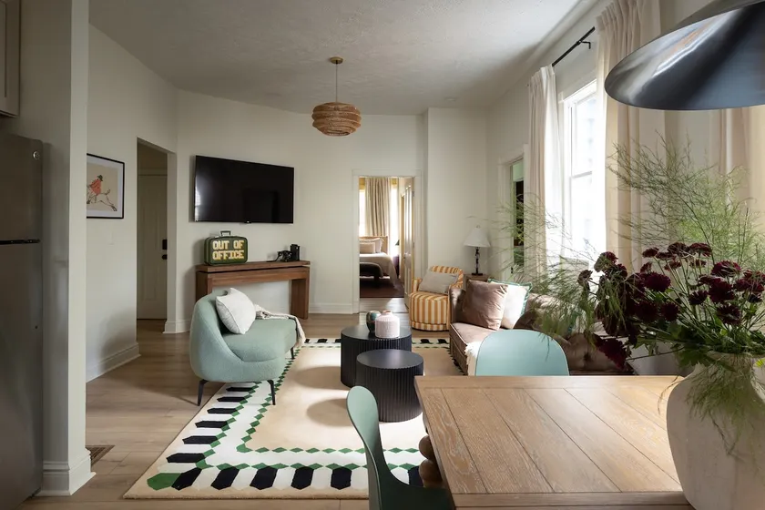 Walkable Retro Retreat with Fire Pit and Game Room - Image 1