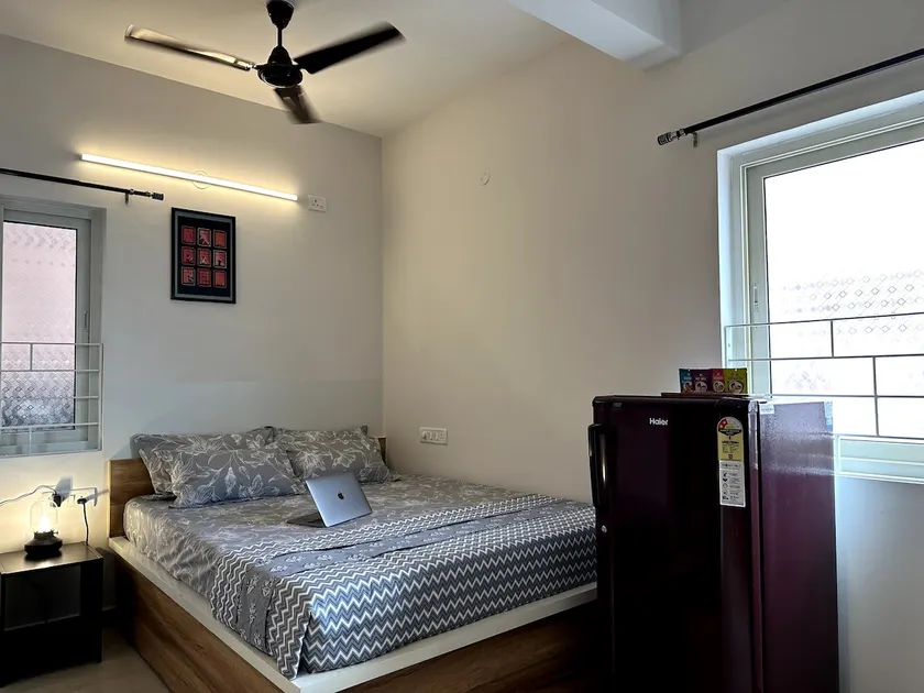 Cosy Furnished Studio|Indiranagar, Bangalore|ES305 - Image 1