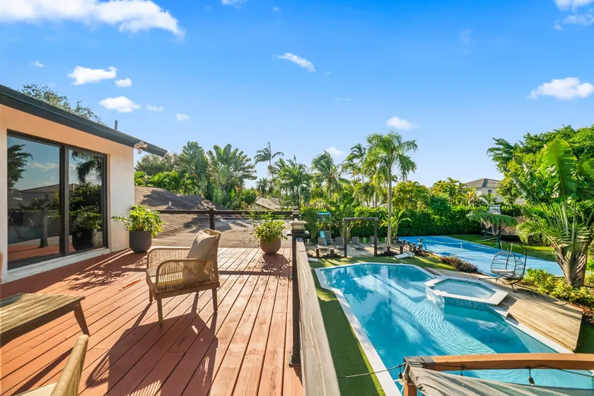 Spacious 7BR Villa | Heated Pool, Hot Tub & Games - Image 1