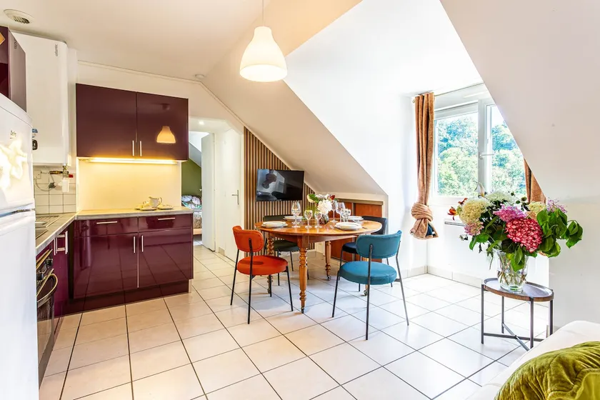 Gentle stopover • 30 min from Mont-St-Michel • Parking - Image 1