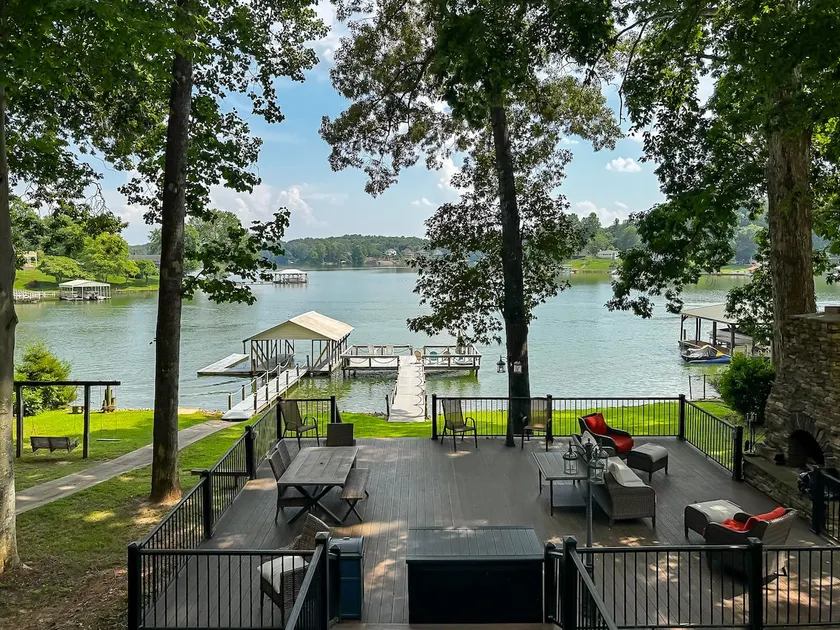 Dock Days on Lake Norman - Image 1
