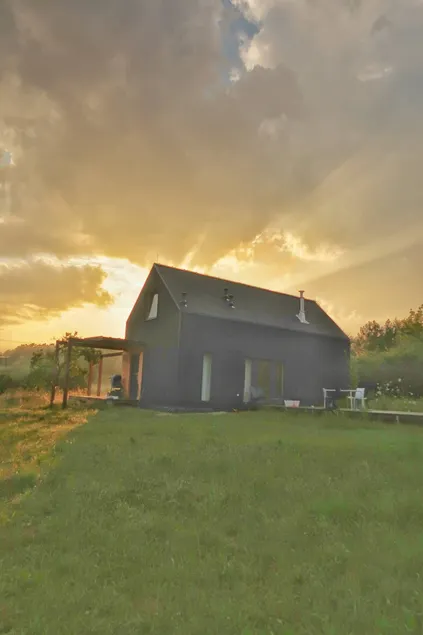 The Rustling Willows House - Image 1