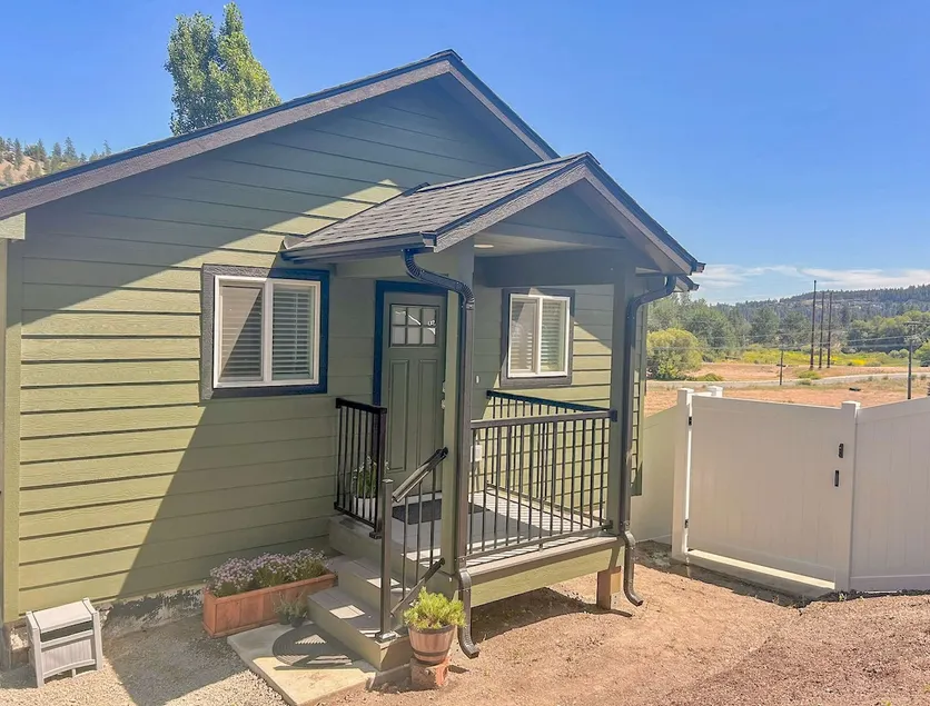 Cozy 1-Bed Guesthouse in Vinegar Flats - Image 1