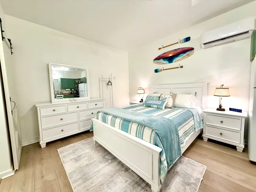 Cape Charles, 5Bdrm w/ 1st Floor In-Law Suite - Image 1