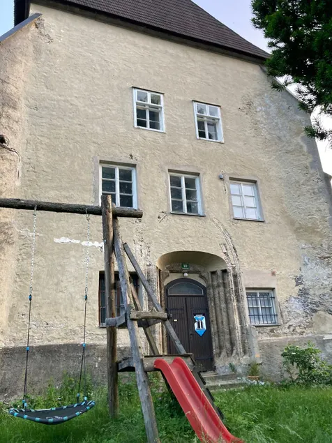 Apartment in historic building - Image 1