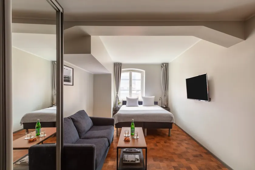 Bright & Spacious studio for 4 in the city center - Image 1