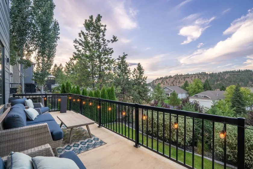 VIEW, Hot Tub, Game Room, 4 King Beds, Theater - Image 1