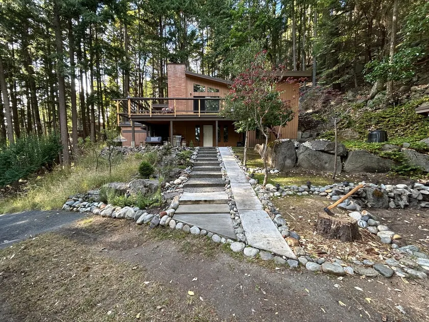 Rustic gem in the woods! - Image 1