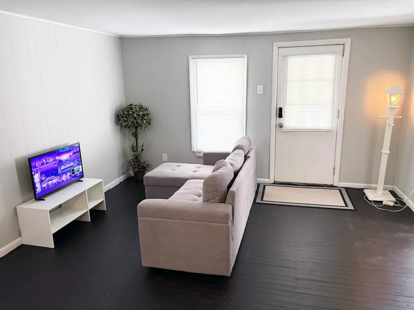 2-Bedroom house in Indiana, PA - Image 1
