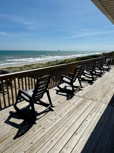 Salty Haven - Endless Views - Beachfront & Pool - Image 1