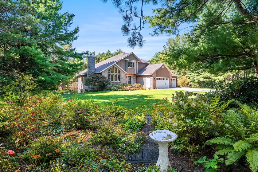 Secluded escape minutes from Lake Michigan! - Image 1