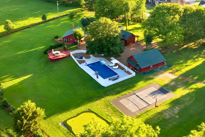 Sugar Hill Retreats | Stories Told + Art Made - Image 1