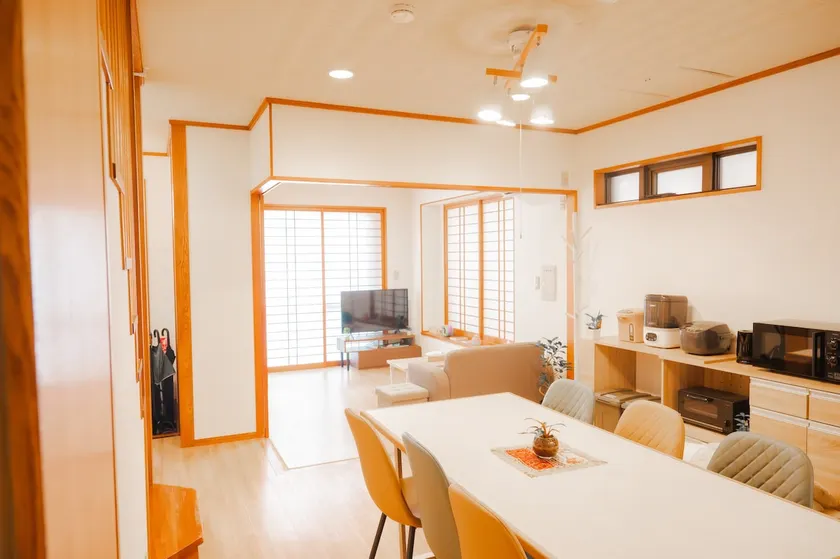 Homie stay in an ideal location of Naha city - Image 1