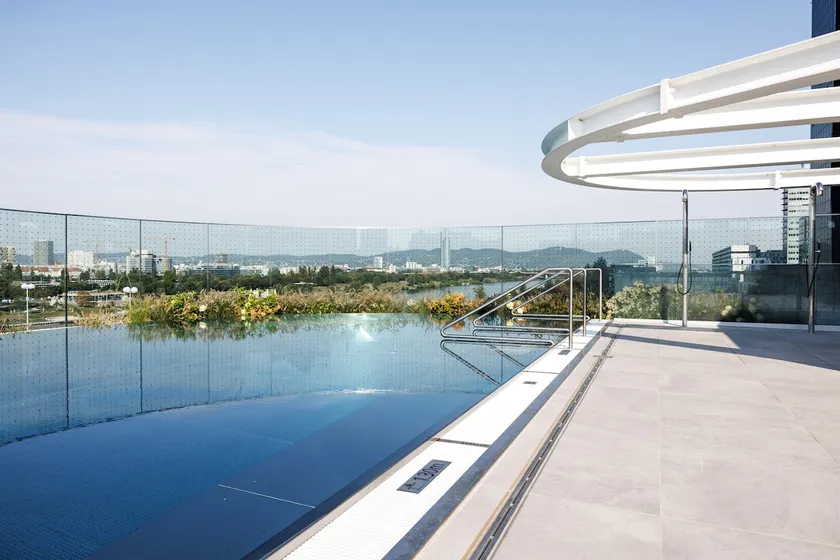 Skyline Suite - Danube-View Balcony & Pool - Image 1