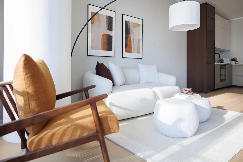 Skyline Suite - Danube-View Balcony & Pool - Image 1