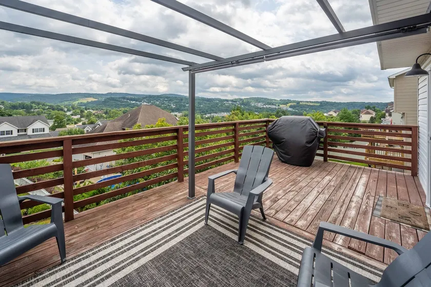 Comfy 3 Bedroom Family Escape Close to Highway,WVU - Image 1