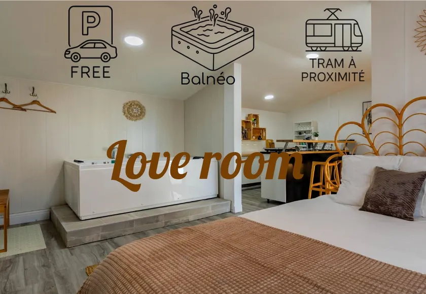 L'Envolée d'âmes – Bohemian Love Room – Parking - Image 1