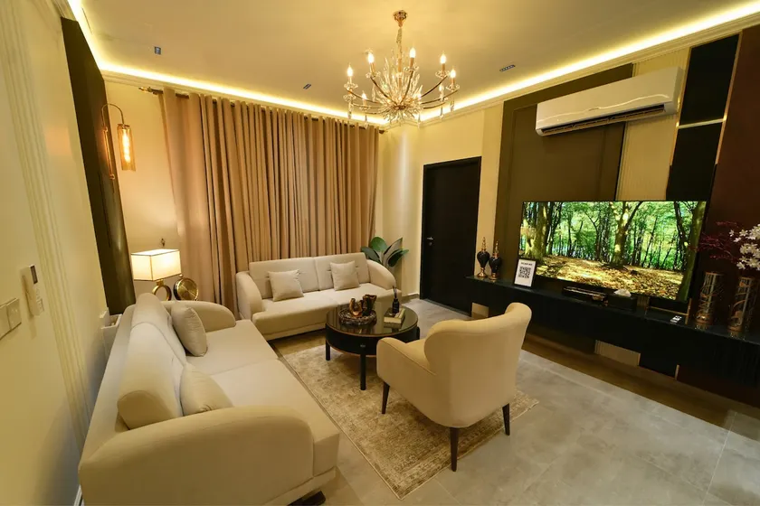 Luxury 2BHK+City View | Free Parking |WiFi+Cinema - Image 1
