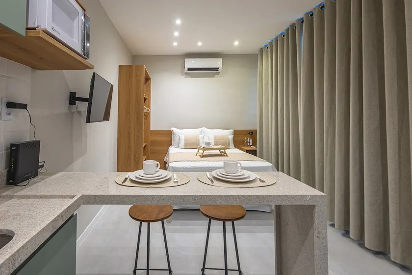 Cozy Apartment a few steps from Leblon Beach - Image 1