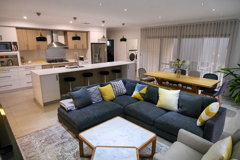 Home Away From Home - Silvershot - Image 1