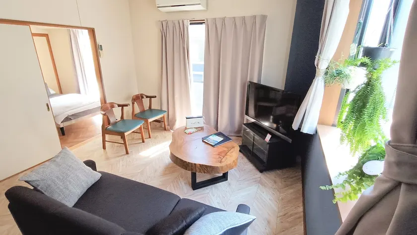 Private Guest House in Izu Nagaoka Onsen Area - Image 1