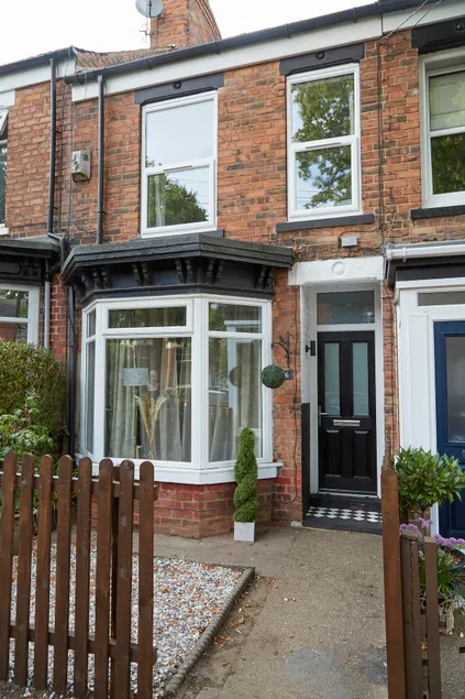 Homely and stylish two-bed house in town centre - Image 1