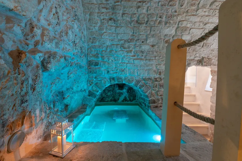 Martucci Suite & Spa - Image 1