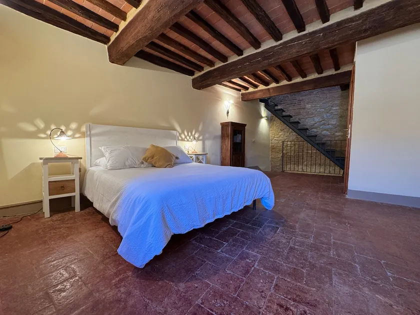 Historic Residence in the Heart of Tuscany - Image 1