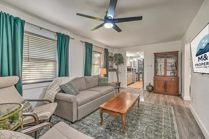 Vacations on Vines | 2BR Home close to JCMC & ETSU - Image 1