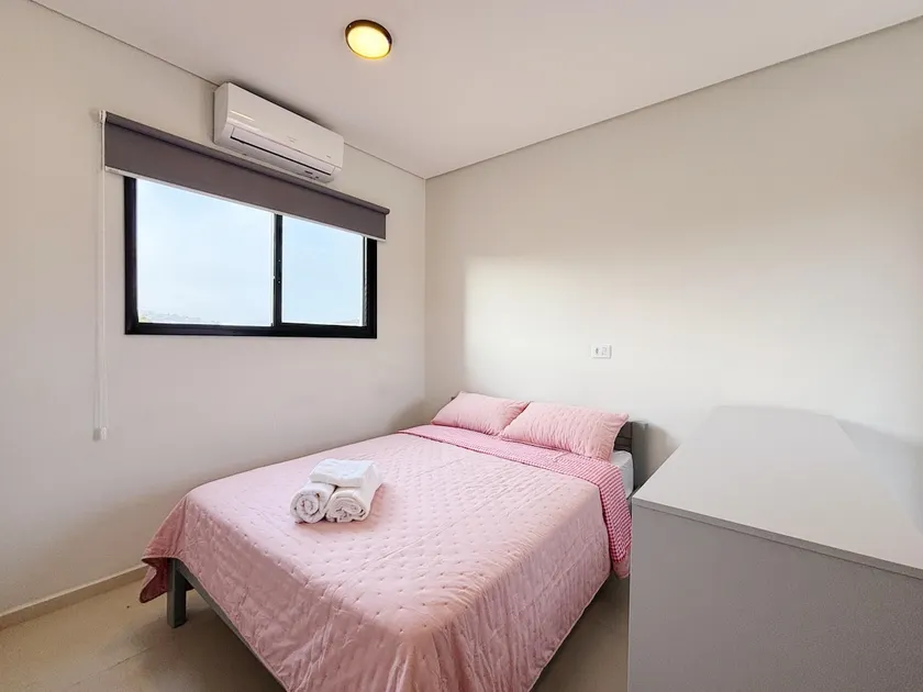 Modern studio with private kitchen and bathroom AP06 - Image 1