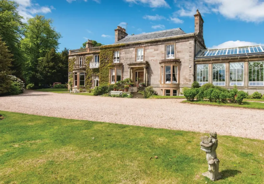 Escape to Serene Georgian Estate, near Edinburgh - Image 1