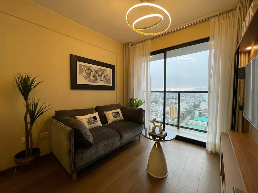 Modern, fully equipped apartment - Image 1