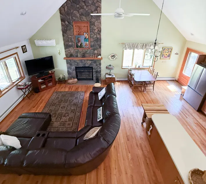 Mountain Retreat in the Catskills - Image 1