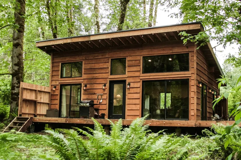 New! Cozy Creekside Cabin with Sauna - Image 1