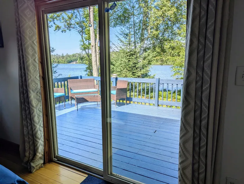 Cozy Haven Little Lakefront Home - Image 1