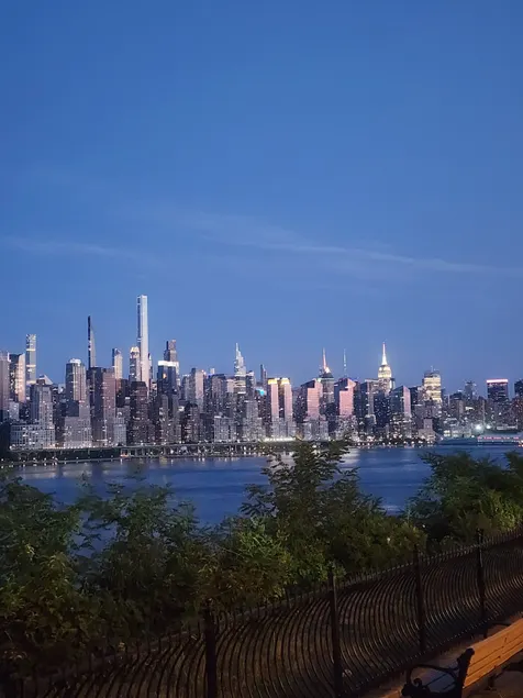 15 min to NYC-Free Parking-Laundry/parking - Image 1