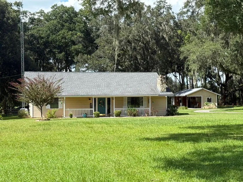 Horse Farm Retreat Near WEC - Image 1