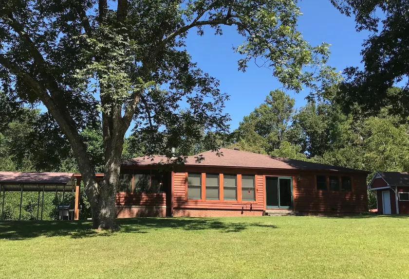 Spacious Peaceful Cabin - Image 1