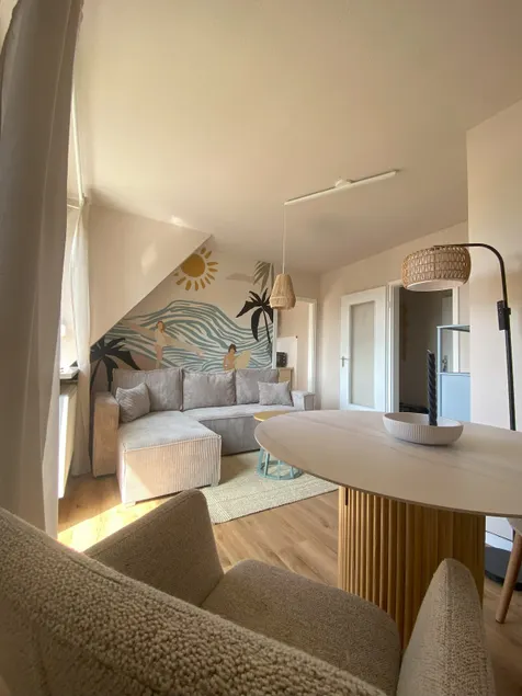 Coastal Boho Apartment | Balcony | 5 min to the harbor - Image 1