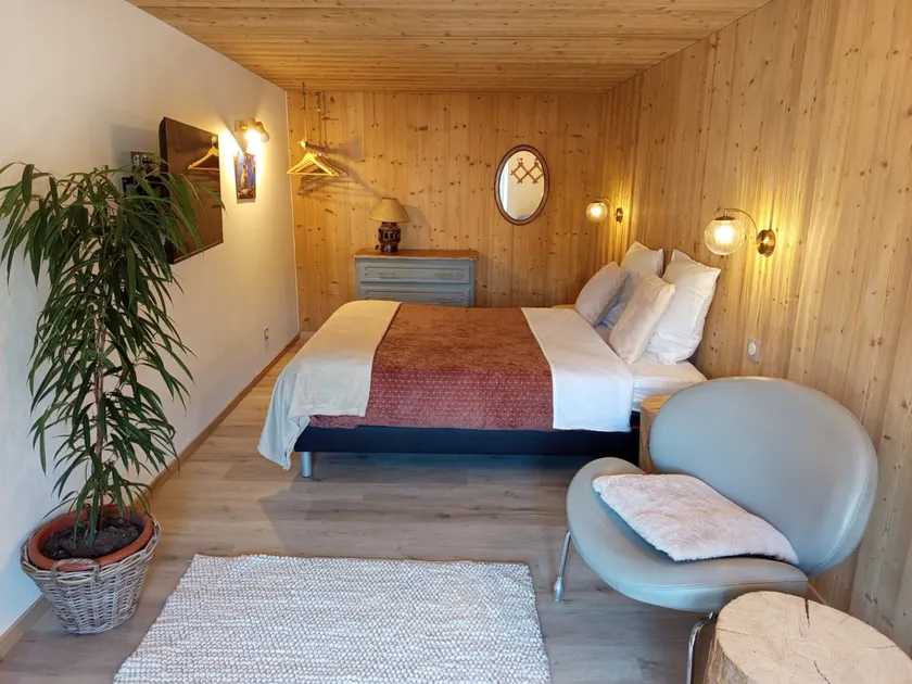 At Mont Chablis, a nature getaway in the heart of the Jura - Image 1
