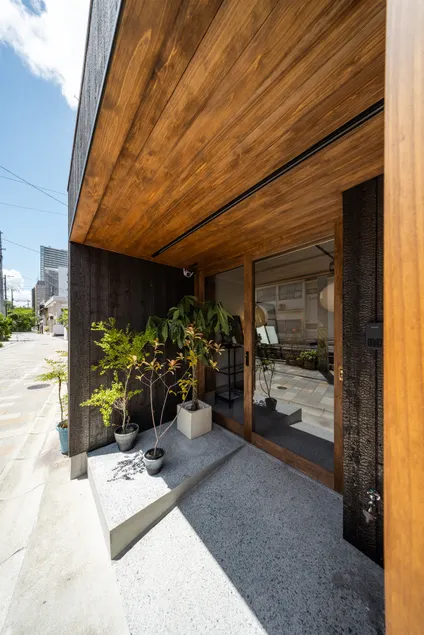 Up to 14 people are OK! 17-minute walk from Okayama Station! Group stay in a private house - Image 1