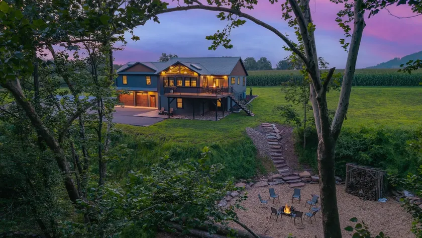 The Oakdale Retreat - Image 1