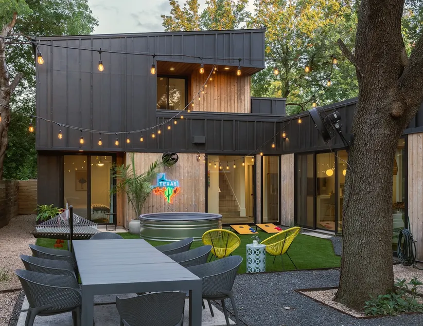 Modern Villa | Chill/Heated Pool + Movie+6th St/DT - Image 1