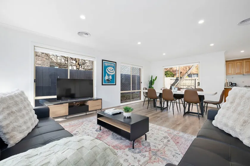 Domi Rentals - The Willow Home - Image 1