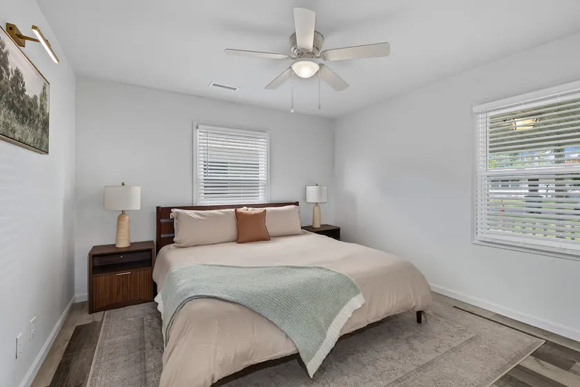 3BR Home | 2 King Beds | Near Airport + Beach + DT - Image 1
