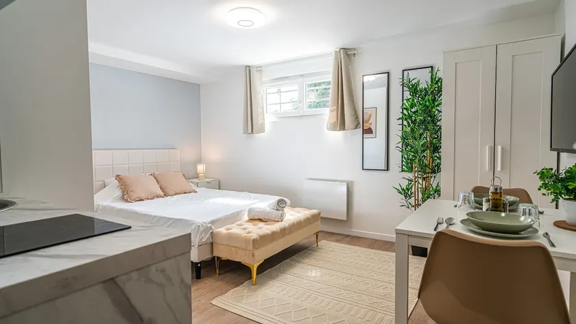 Modern and functional studio - Image 1
