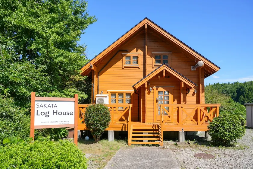 Forest cabin, 2nd floor 3 rooms 1 living room 6 beds, sleeps 12 people, private sauna, open-air bath, group BBQ - Image 1