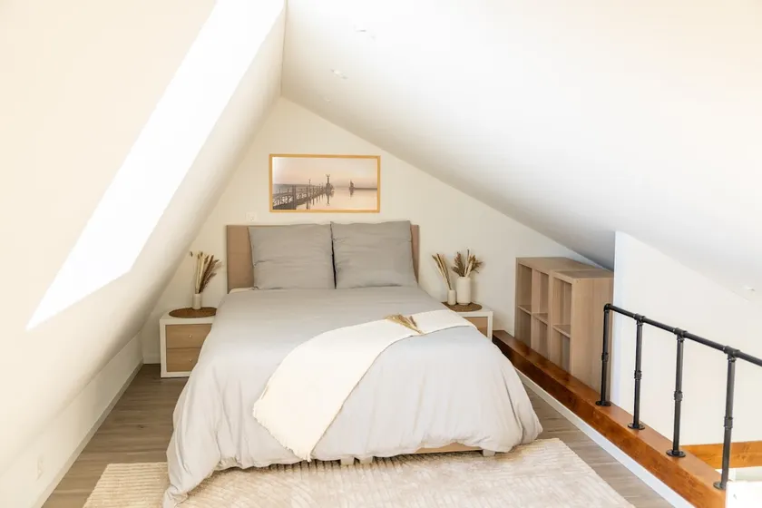 A Getaway by the Lake - Duplex with Wellness Oasis - Image 1