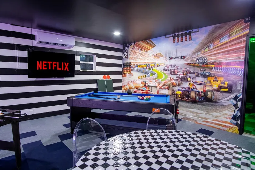 Game Room, Hot-Tub, Gym, Pet-Friendly, Sleeps14 - Image 1