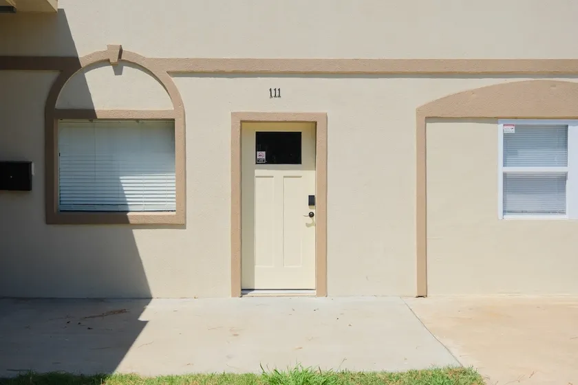 Spacious and comfortable home - Image 1